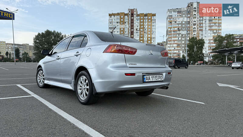 Седан Mitsubishi Lancer 2011 в Києві фото 6 Седан Mitsubishi Lancer 2011 в Києві
