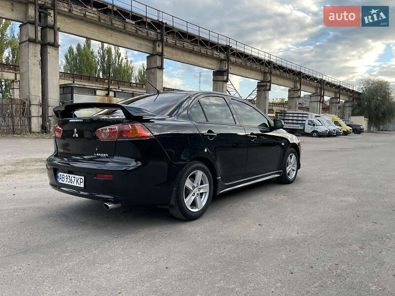 Седан Mitsubishi Lancer 2007 в Виннице