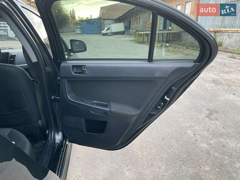 Седан Mitsubishi Lancer 2007 в Виннице
