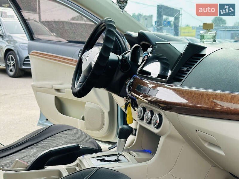 Седан Mitsubishi Lancer 2007 в Харкові