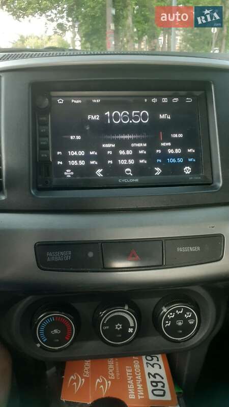 Седан Mitsubishi Lancer 2011 в Киеве фото 4 Седан Mitsubishi Lancer 2011 в Киеве