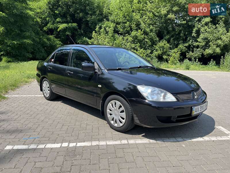 Седан Mitsubishi Lancer 2008 в Киеве