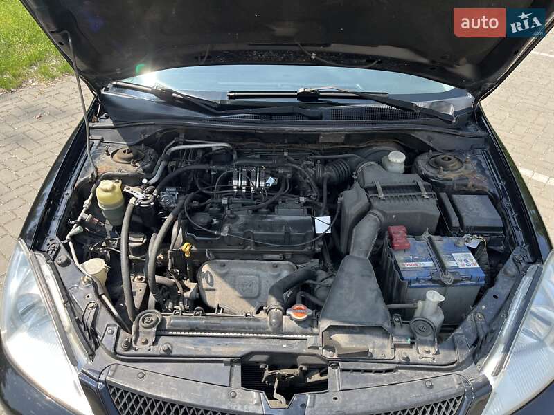 Седан Mitsubishi Lancer 2008 в Киеве