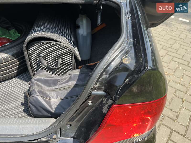 Седан Mitsubishi Lancer 2008 в Киеве