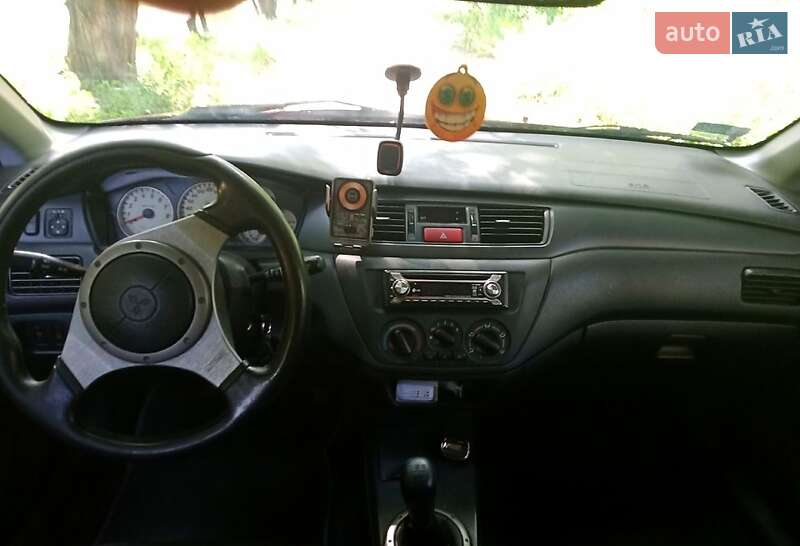 Универсал Mitsubishi Lancer 2003 в Желтых Водах фото 11 Универсал Mitsubishi Lancer 2003 в Желтых Водах