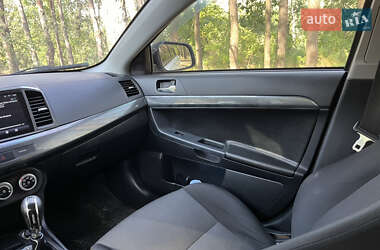 Седан Mitsubishi Lancer 2009 в 