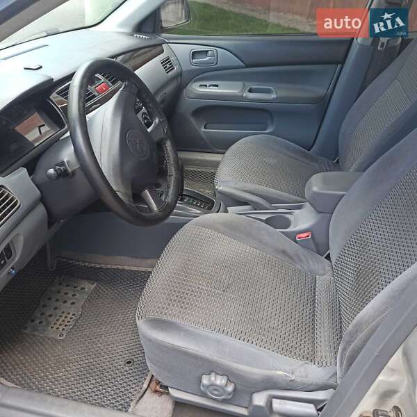 Седан Mitsubishi Lancer 2002 в Ивано-Франковске