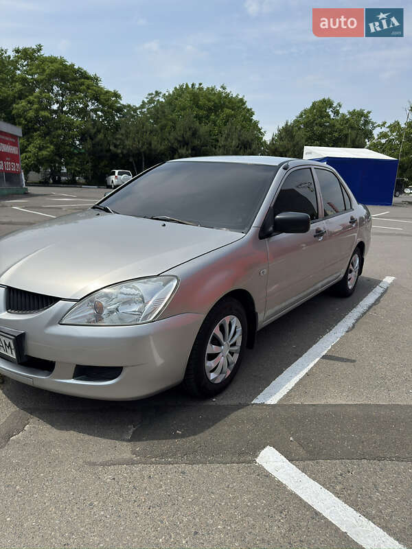 Mitsubishi Lancer 2005