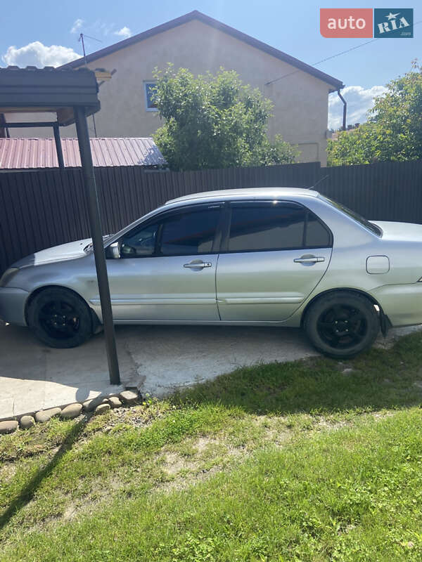 Седан Mitsubishi Lancer 2006 в Львові