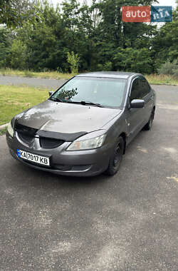 Седан Mitsubishi Lancer 2006 в Киеве