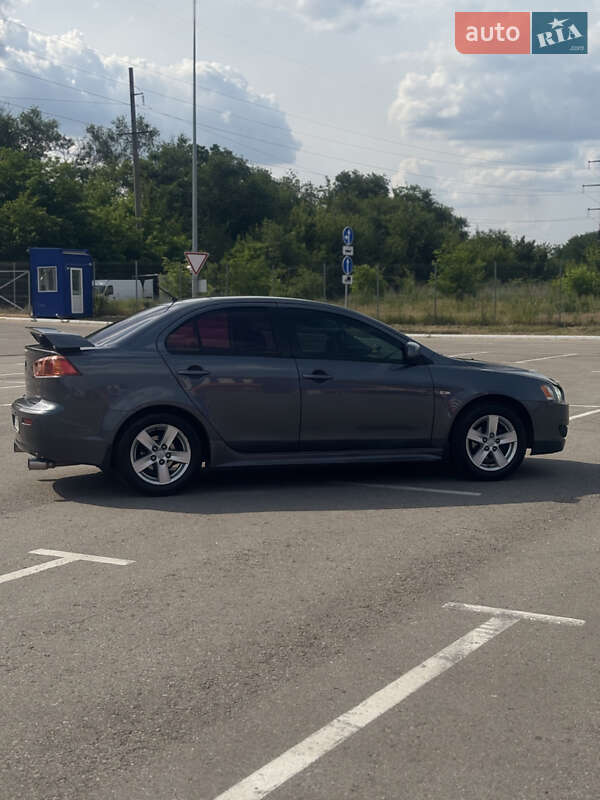 Седан Mitsubishi Lancer 2007 в Запорожье