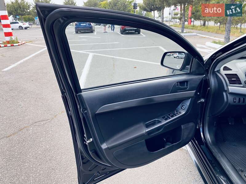 Седан Mitsubishi Lancer 2007 в Одессе