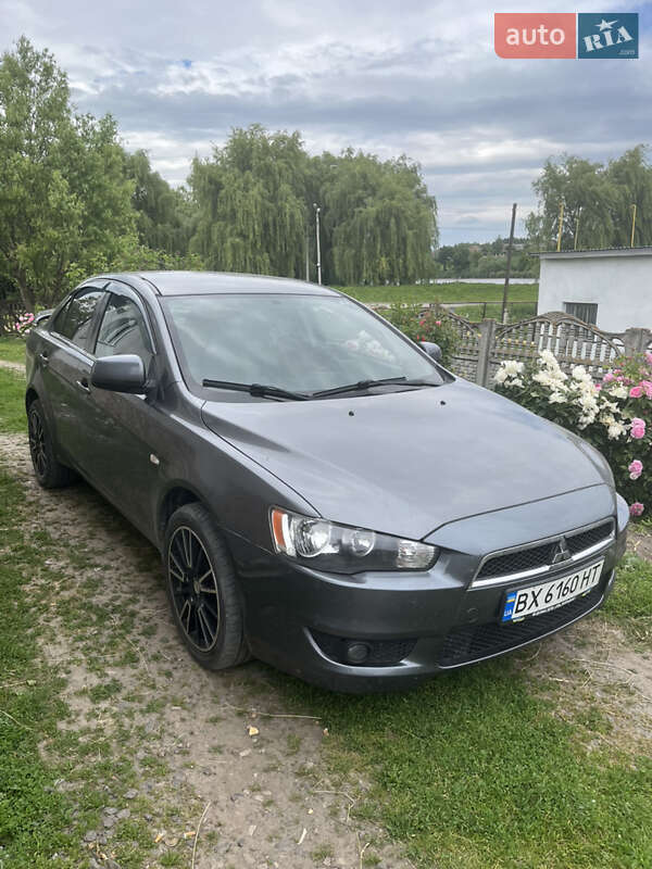 Седан Mitsubishi Lancer 2008 в Хмельницком
