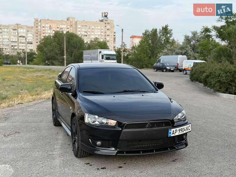 Седан Mitsubishi Lancer 2010 в 