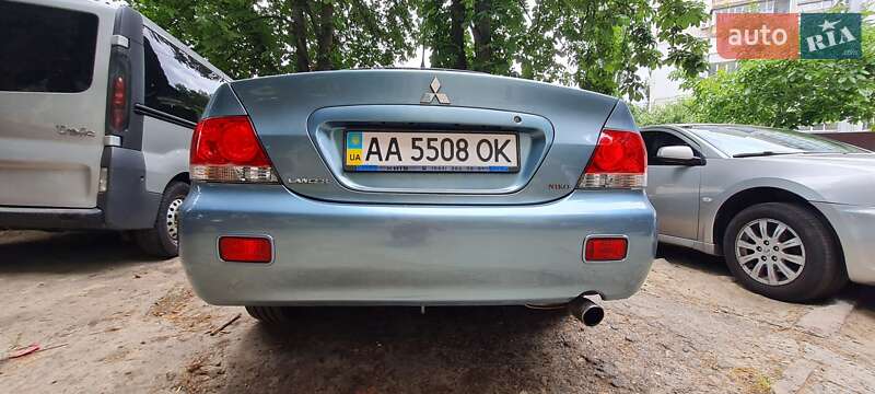 Седан Mitsubishi Lancer 2008 в Киеве