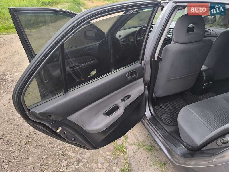 Седан Mitsubishi Lancer 2005 в Машевке