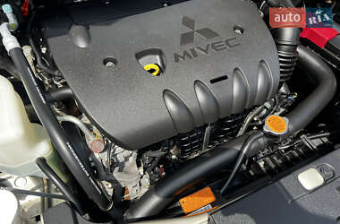 Седан Mitsubishi Lancer 2009 в 