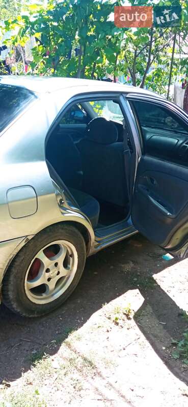 Седан Mitsubishi Lancer 1998 в Ширяево