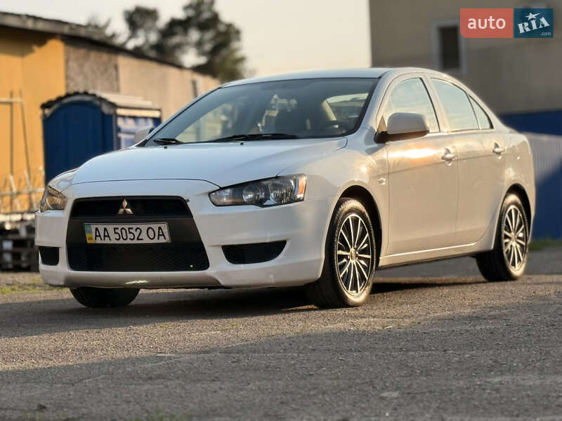 Mitsubishi Lancer 2011
