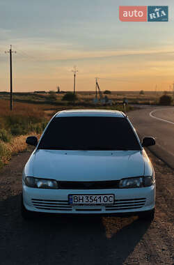 Седан Mitsubishi Lancer 1993 в Миколаєві