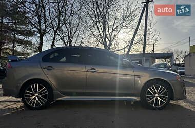 Седан Mitsubishi Lancer 2017 в 