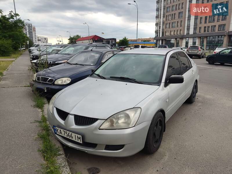Седан Mitsubishi Lancer 2002 в 