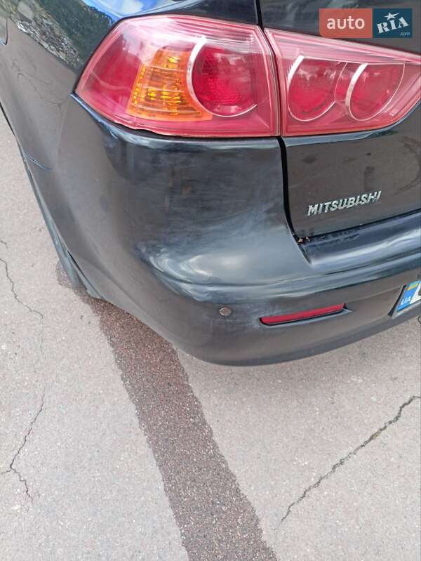 Седан Mitsubishi Lancer 2007 в Киеве