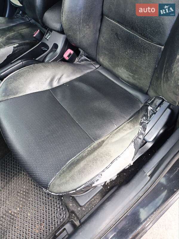 Седан Mitsubishi Lancer 2007 в Киеве