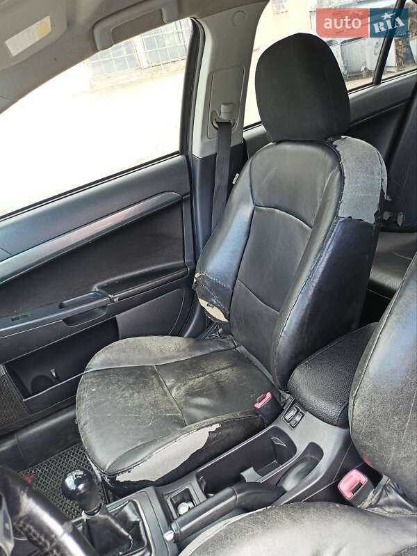 Седан Mitsubishi Lancer 2007 в Киеве