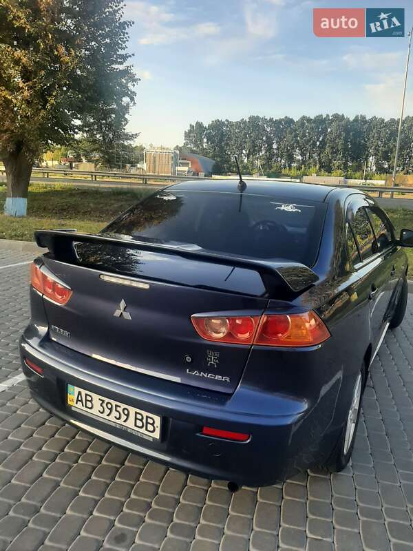 Седан Mitsubishi Lancer 2008 в Виннице