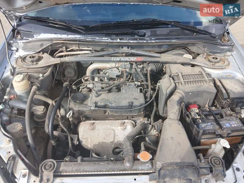 Седан Mitsubishi Lancer 2006 в Умани
