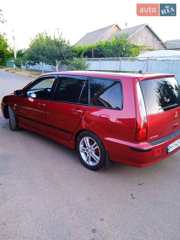 Универсал Mitsubishi Lancer 2004 в Вилково