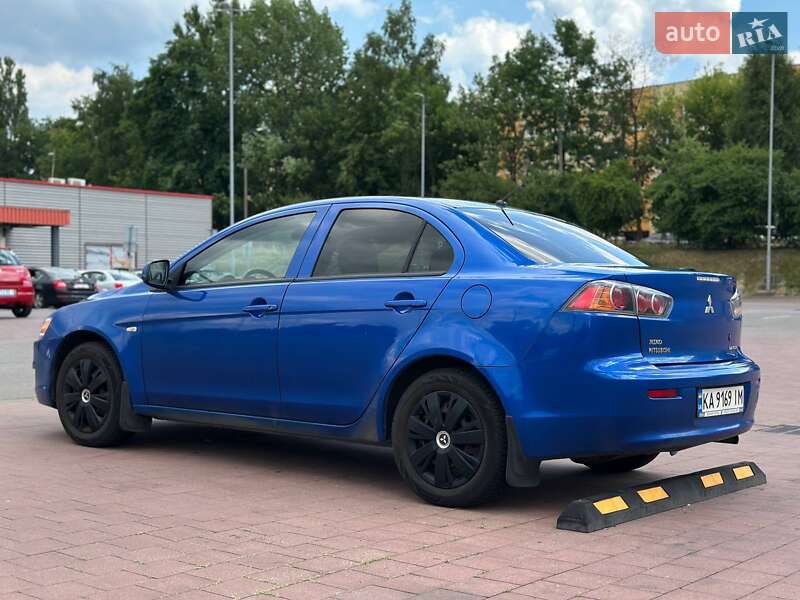 Седан Mitsubishi Lancer 2011 в Одессе