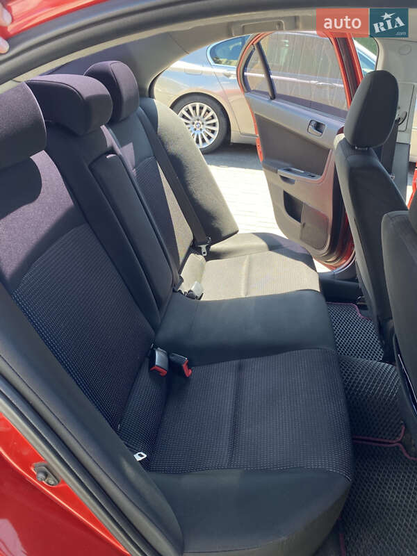 Седан Mitsubishi Lancer 2007 в Києві