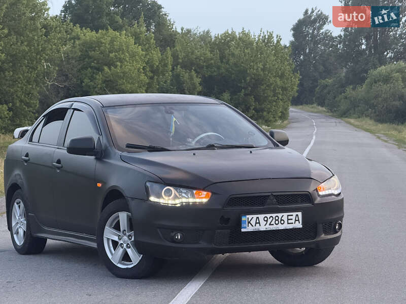Седан Mitsubishi Lancer 2009 в Старокостянтинові