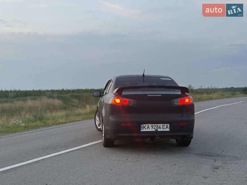 Седан Mitsubishi Lancer 2009 в Старокостянтинові