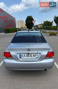 Седан Mitsubishi Lancer 2011 в 