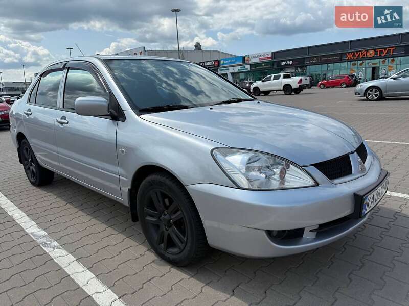 Седан Mitsubishi Lancer 2011 в Мене