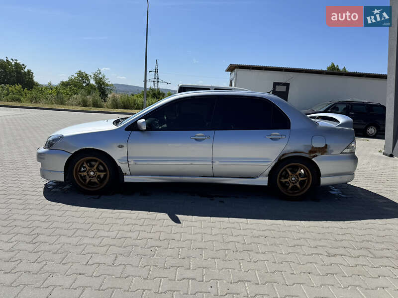Седан Mitsubishi Lancer 2006 в Львове