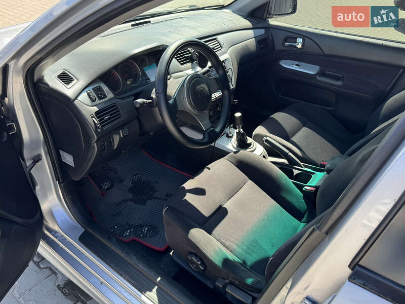 Седан Mitsubishi Lancer 2006 в Львове