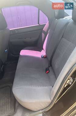 Седан Mitsubishi Lancer 2004 в Полтаве