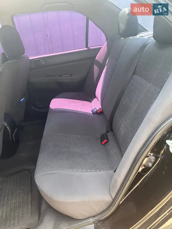 Mitsubishi Lancer