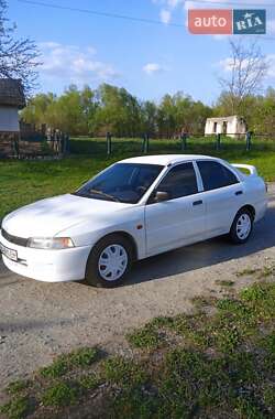 Седан Mitsubishi Lancer 1996 в Бершаді