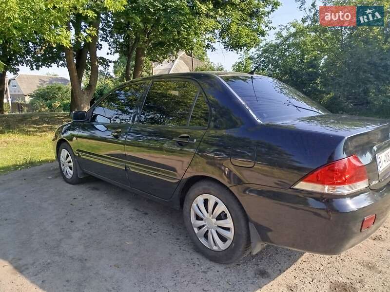 Mitsubishi Lancer 2005