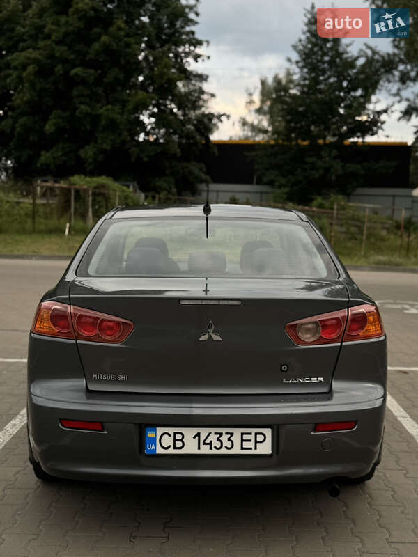 Седан Mitsubishi Lancer 2008 в Чернигове