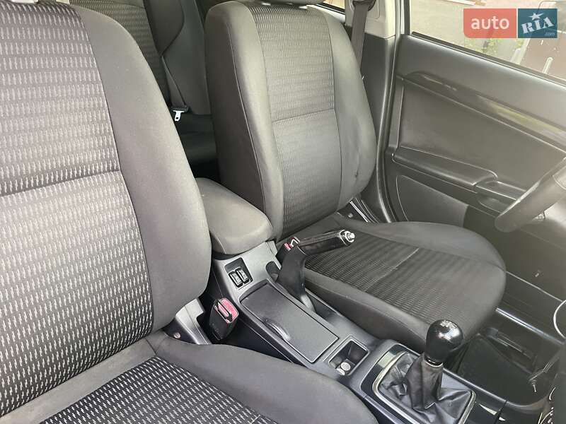Седан Mitsubishi Lancer 2012 в Кобеляках