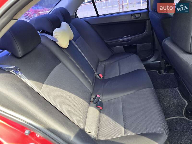 Седан Mitsubishi Lancer 2010 в Одессе