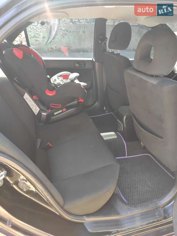 Седан Mitsubishi Lancer 2007 в Днепре
