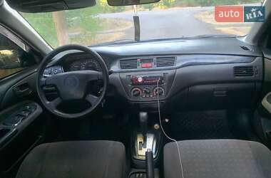 Седан Mitsubishi Lancer 2004 в 