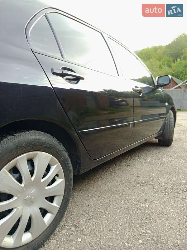 Седан Mitsubishi Lancer 2008 в Харькове